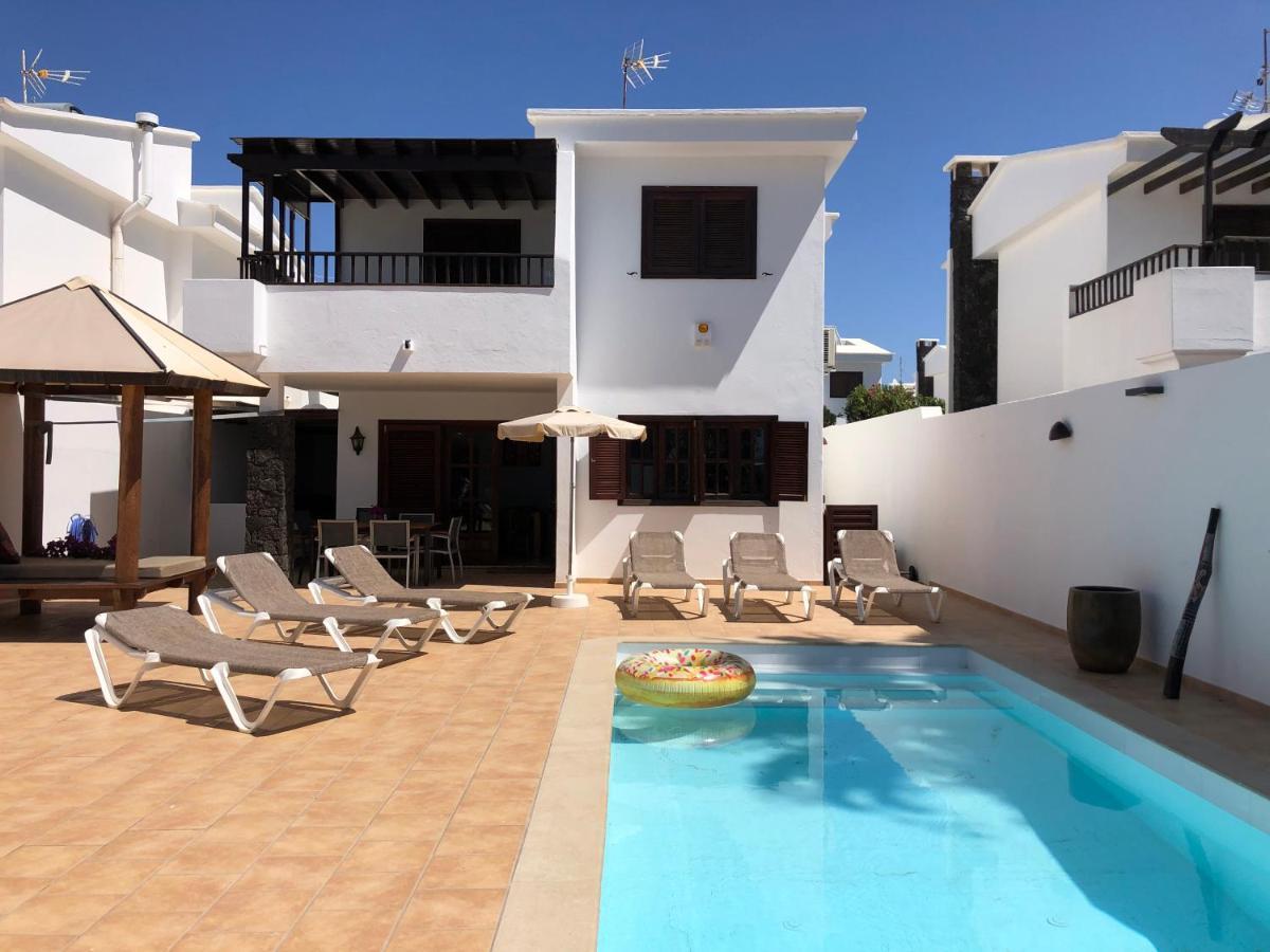 Villa Roferos 32 Puerto del Carmen  Buitenkant foto